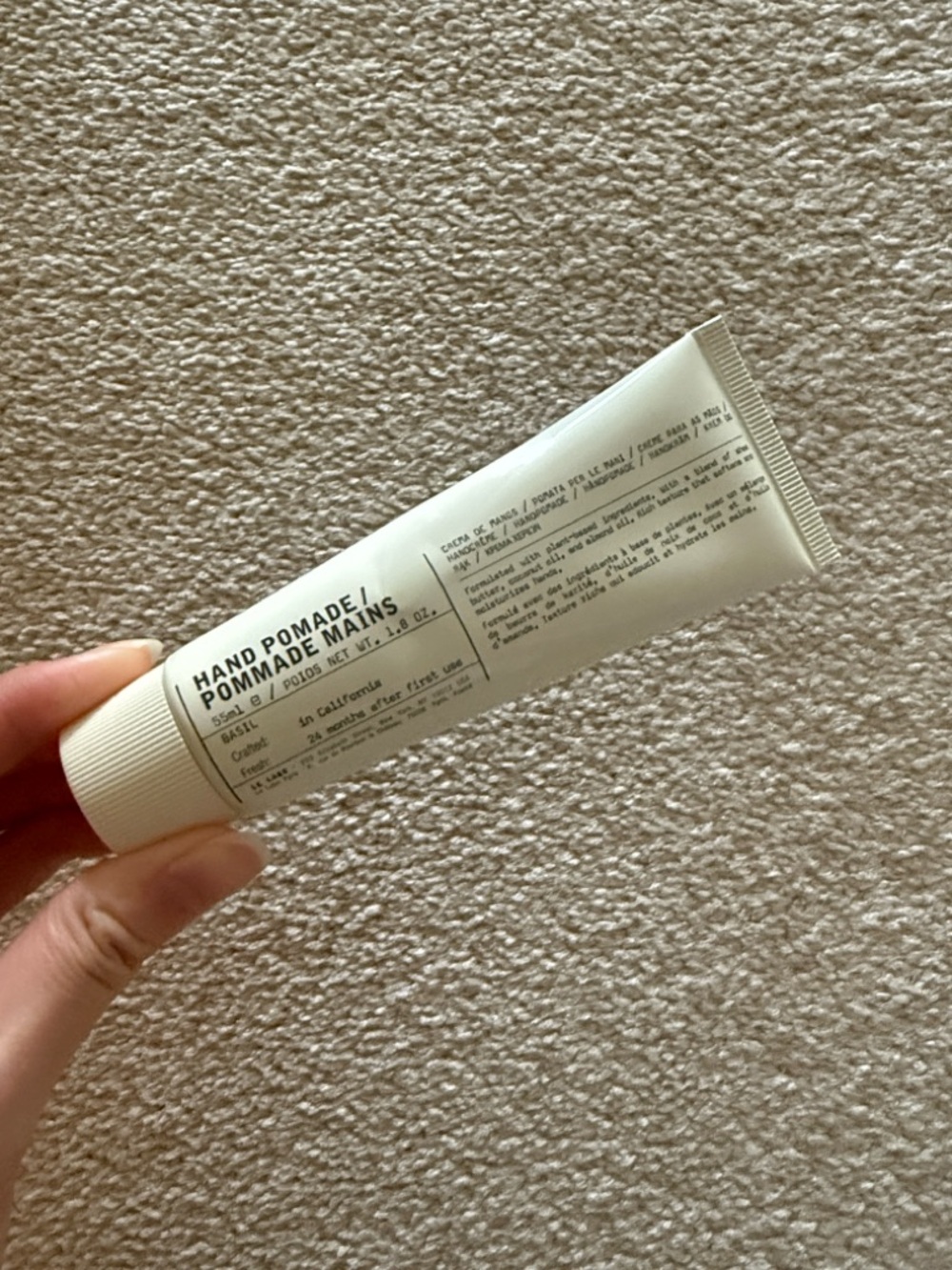 Lelabo Hand Pomade Tube - Basil Scent - Cream White